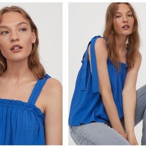 H&M Blue Jacquard-weave Top Size Small